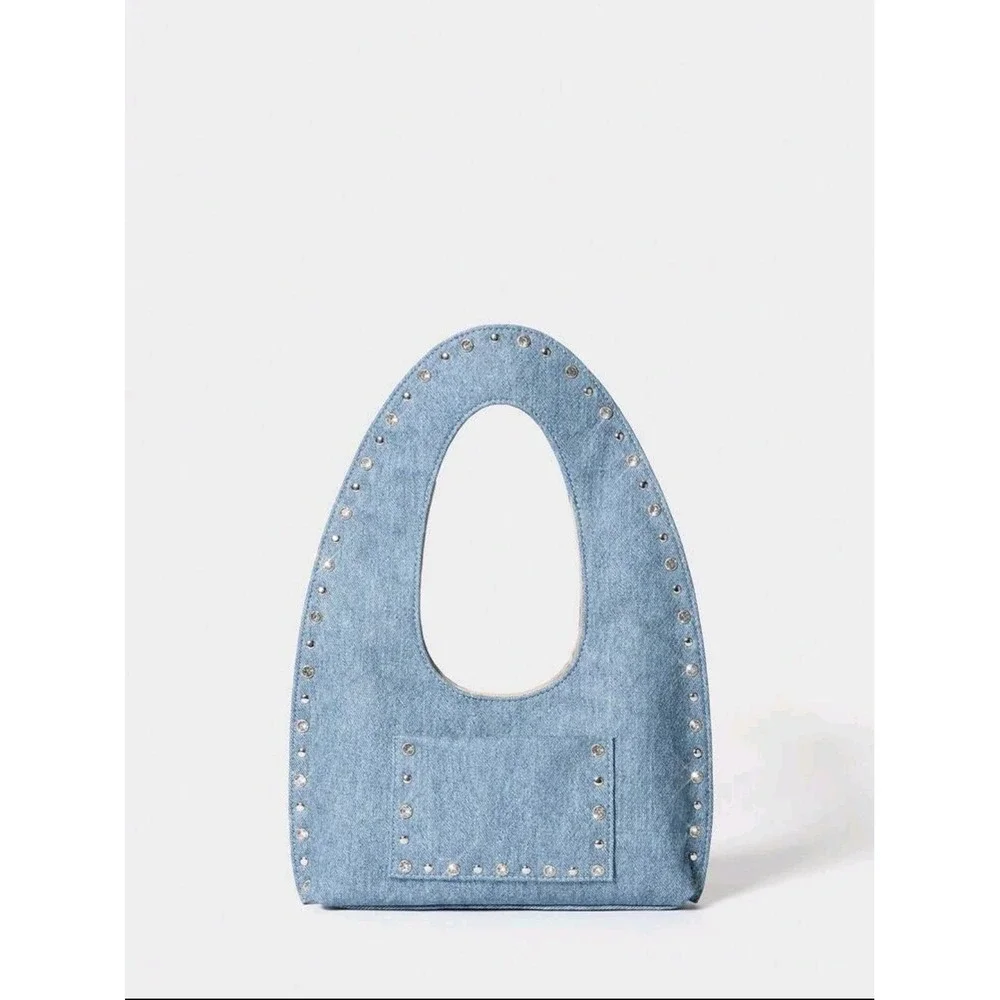 The Unbranded Brand trendy denim